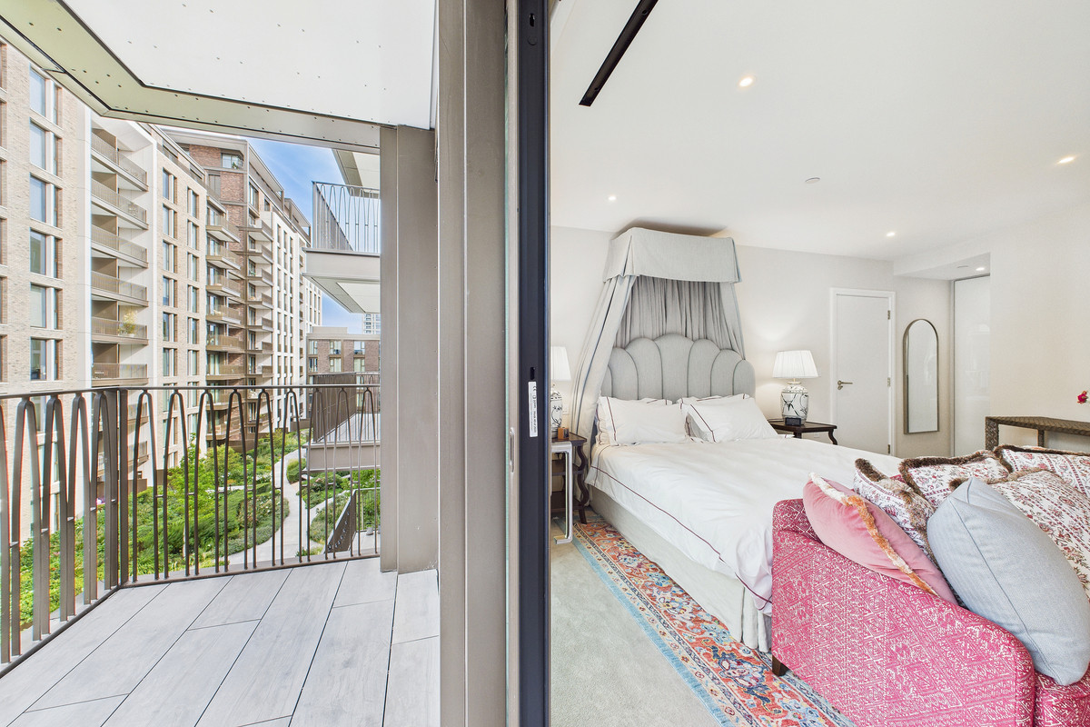 Michael Road, London, SW6