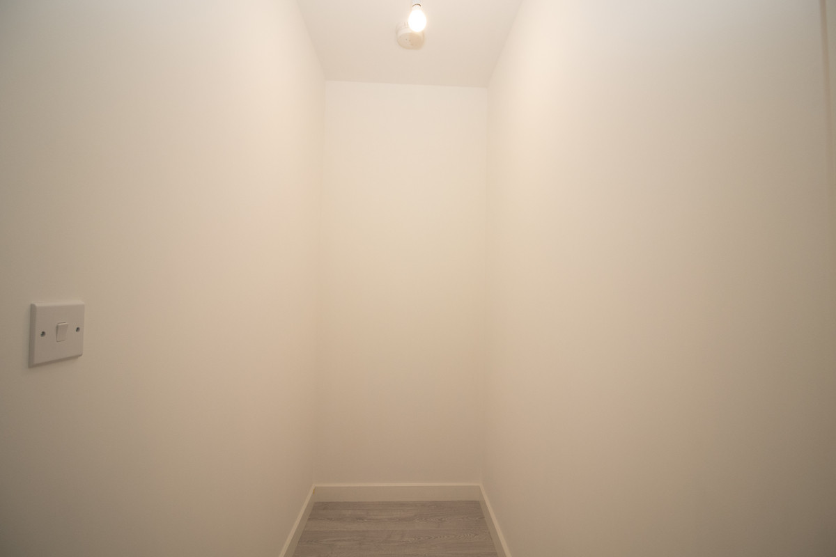 Farine Avenue, London, UB3