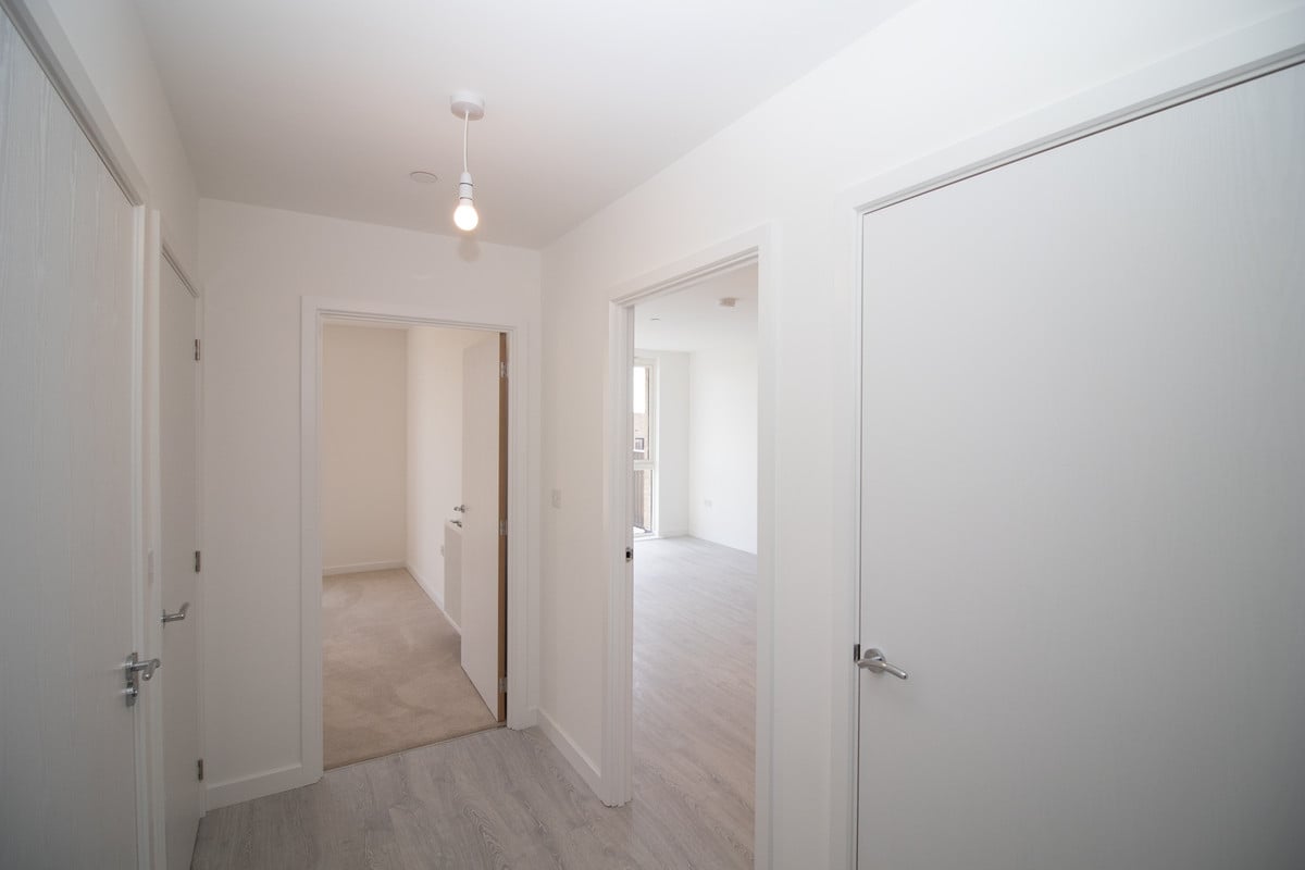 Farine Avenue, London, UB3