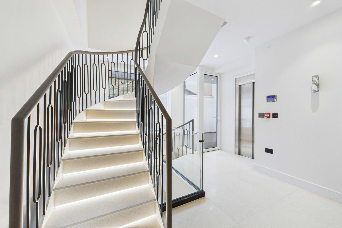 Princes Gate Mews, London, SW7