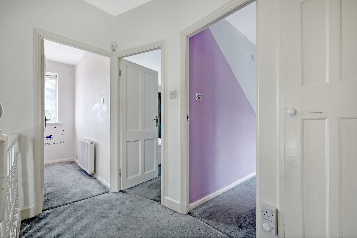 Windmill Gardens, Enfield, EN2