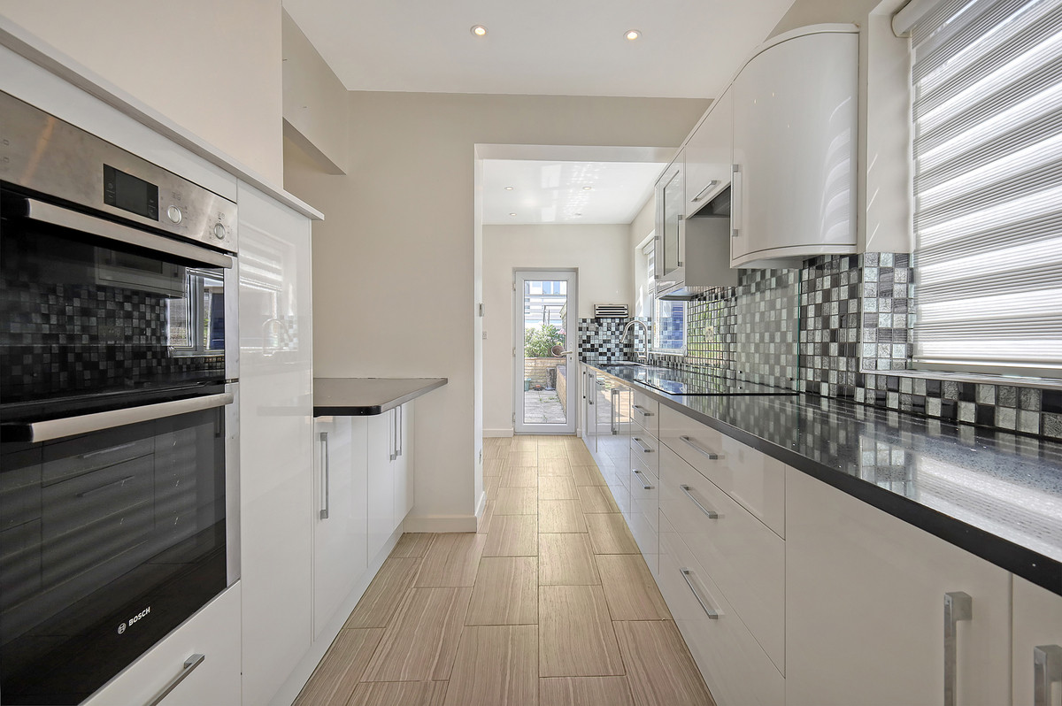 Windmill Gardens, Enfield, EN2