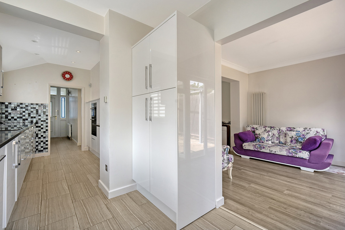 Windmill Gardens, Enfield, EN2