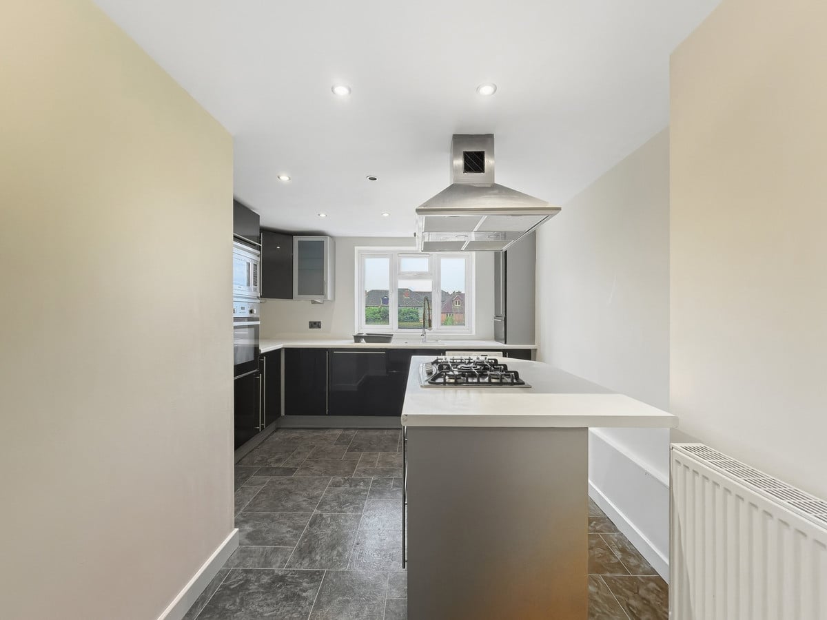 Crescent Road, London, E4
