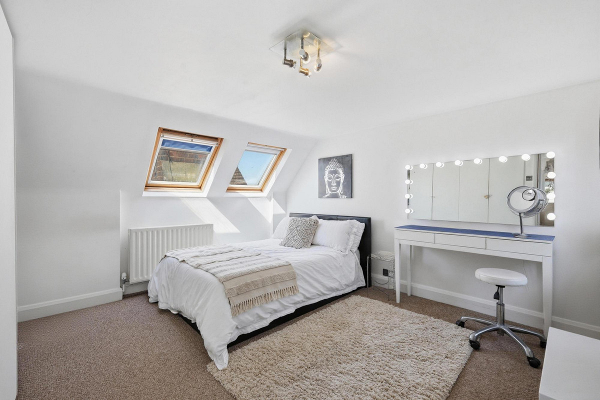 Heriot Avenue, London, E4