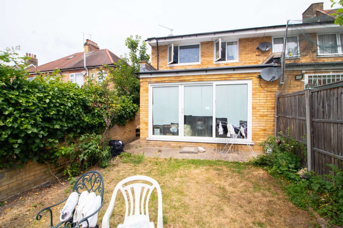Abbotts Park Road, London, E10